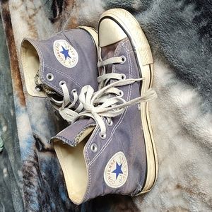 Converse High Tops size 6